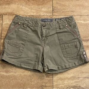 Womens Miss Me Cuffed Cargo Shorts Size 27 Green Khaki Embellished Boho Logo